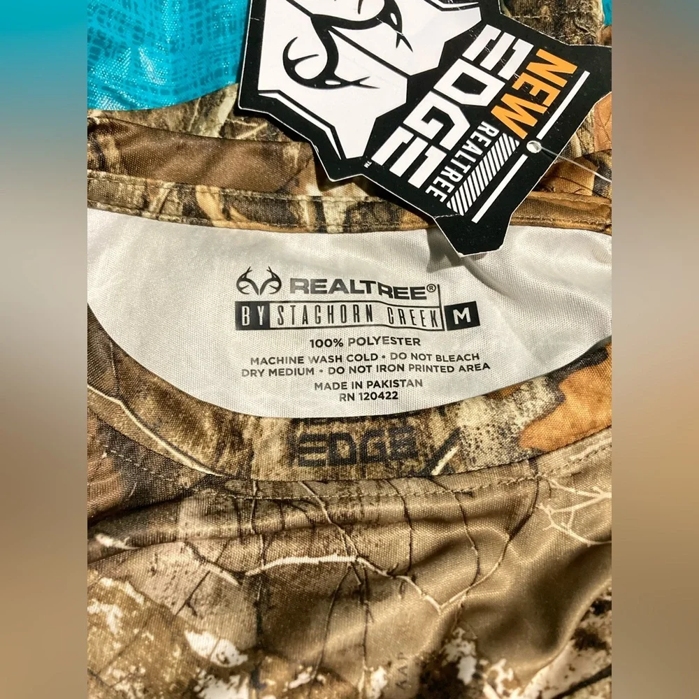 Men’s Realtree Camo Tee - Picture 3 of 3